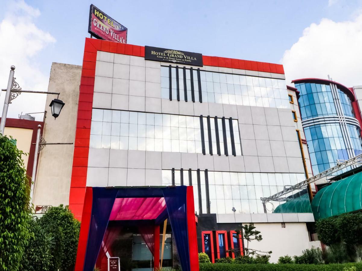 Oyo 47630 Grand Villa Moga ภายนอก รูปภาพ