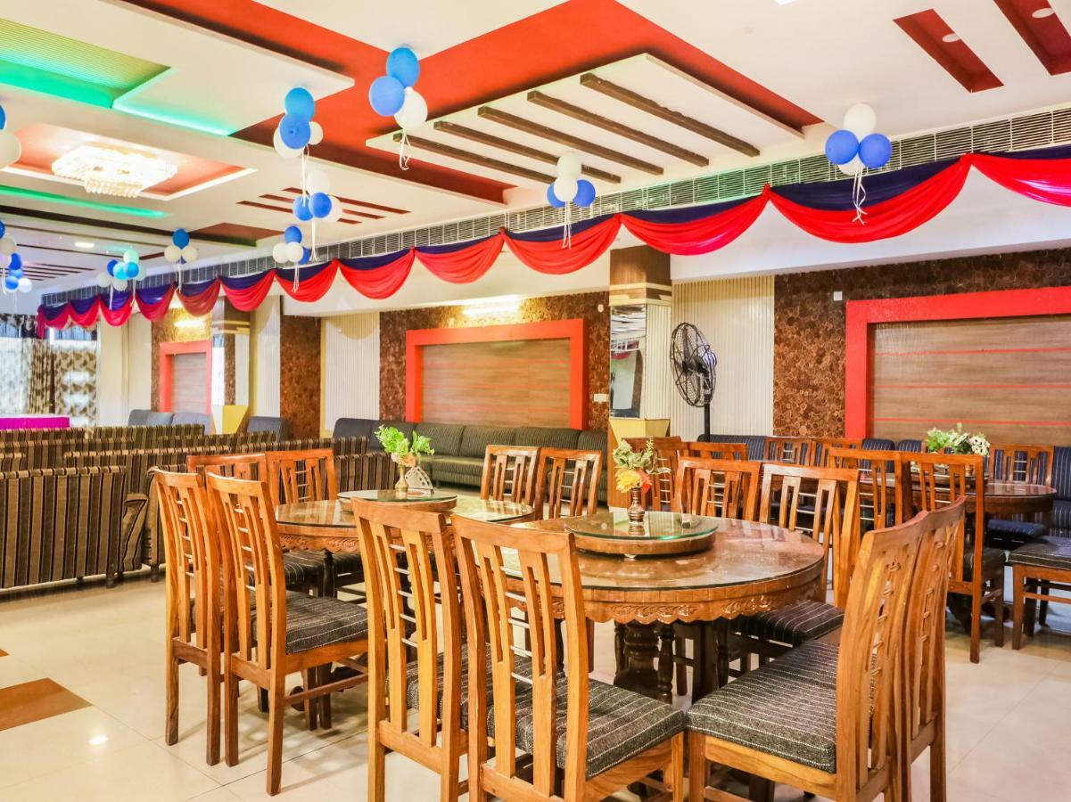 Oyo 47630 Grand Villa Moga ภายนอก รูปภาพ